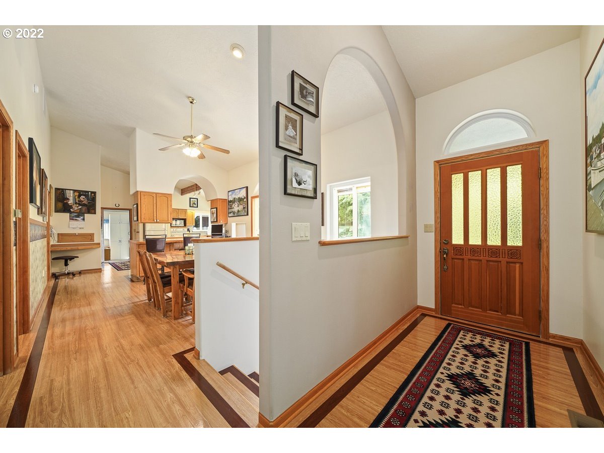 37275 Jenck Road Cloverdale, OR 97112 - Photo 3 of 32