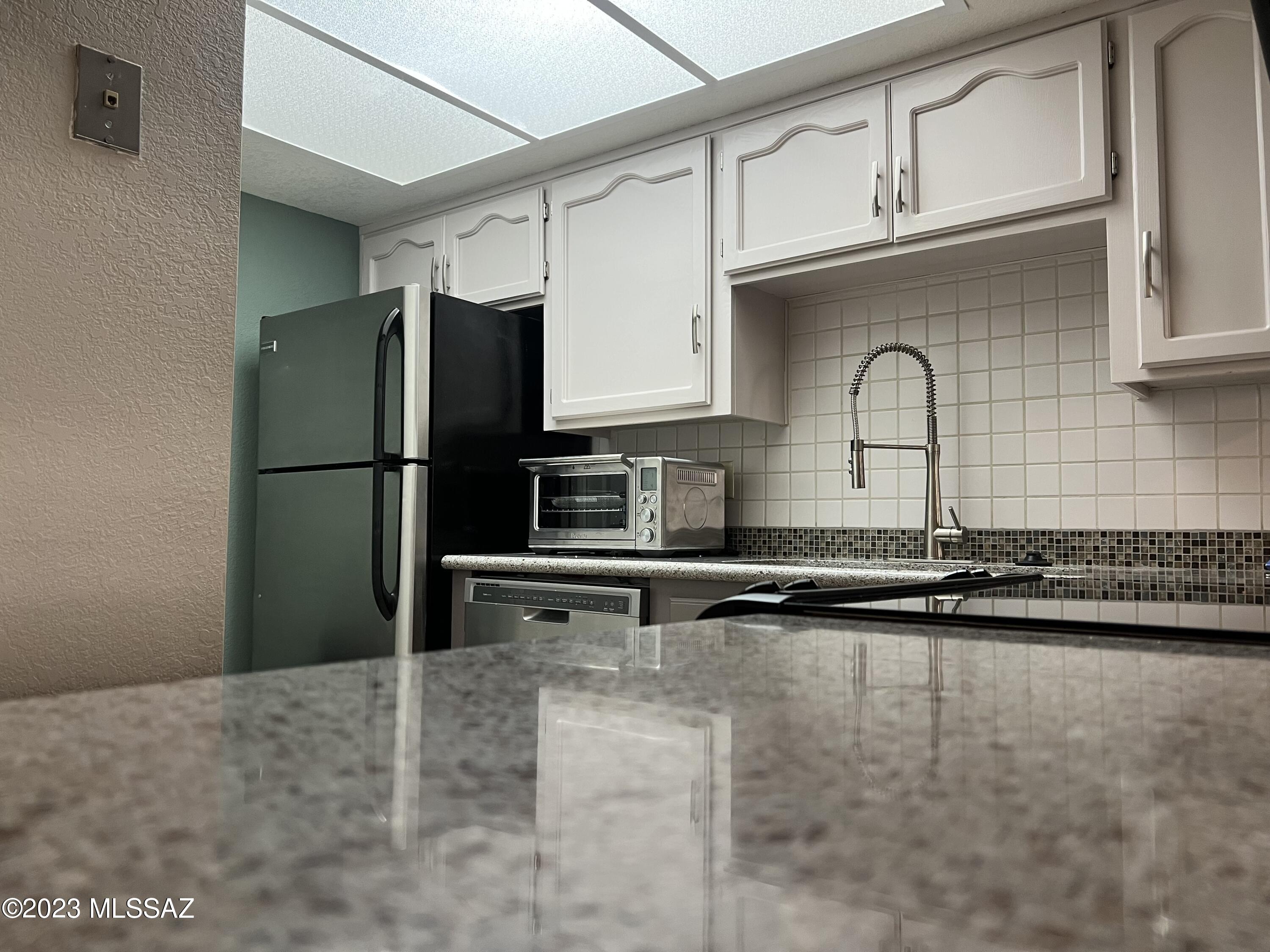 1200 East River Road, Unit K142 Tucson, AZ 85718 - Photo 2 of 18