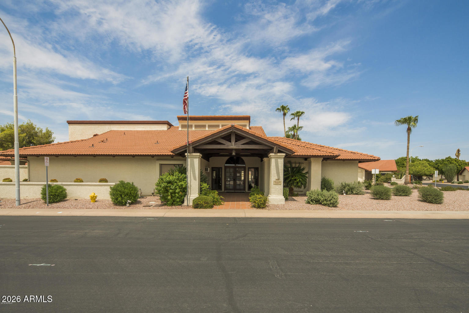 542 South Higley Road, Unit 54 Mesa, AZ 85206 - Photo 26 of 29 a front view of a house with a yard