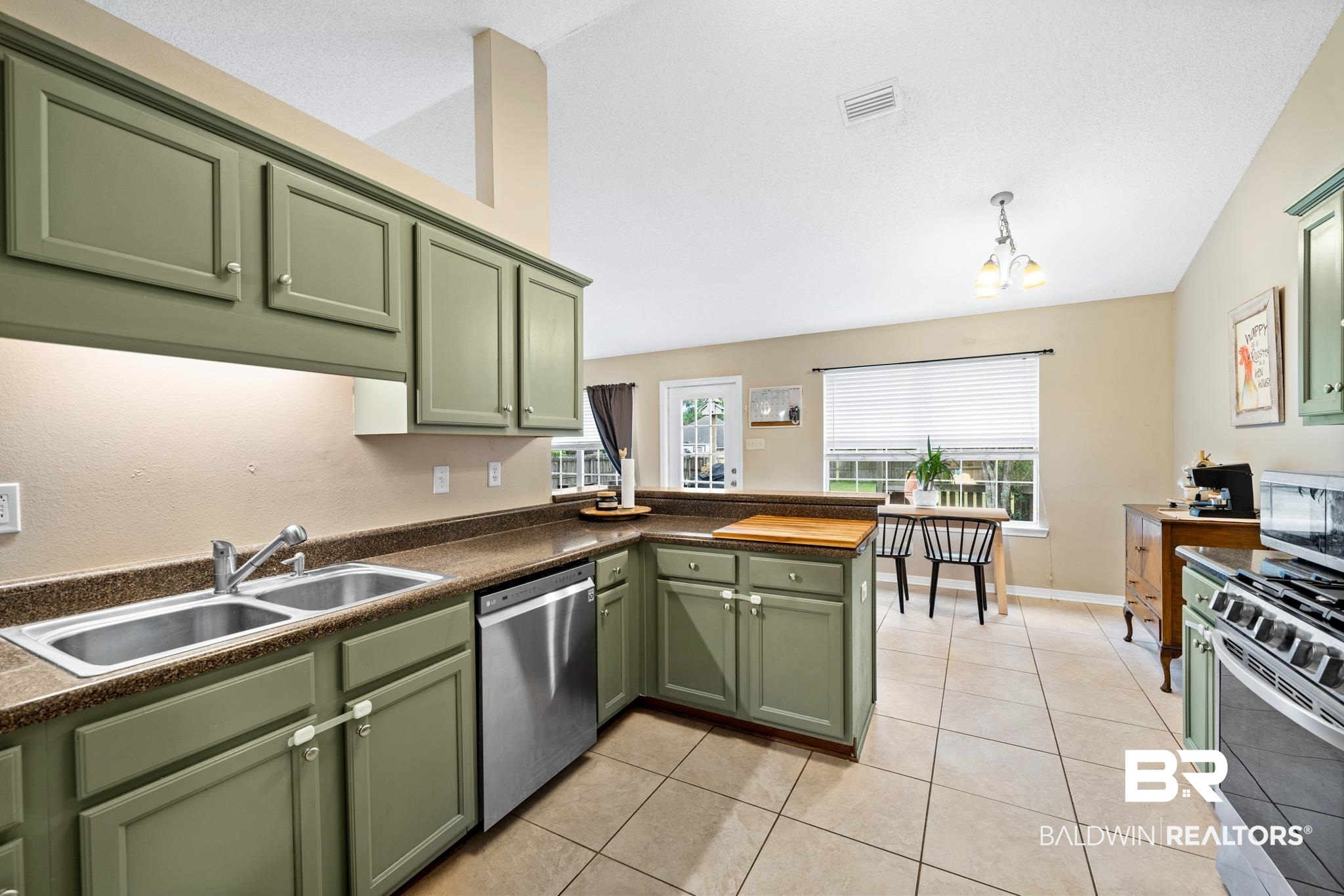 1518 Hunters Ridge Drive West Mobile, AL 36695 - Photo 13 of 30