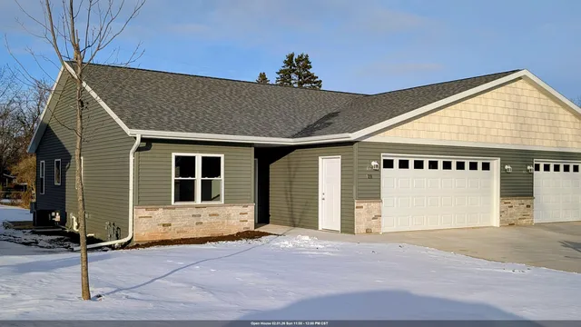 $268,500 | 128 Evergreen Lane, Chilton, WI 53014