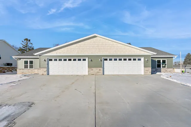 $264,000 | 128 Evergreen Lane, Chilton, WI 53014