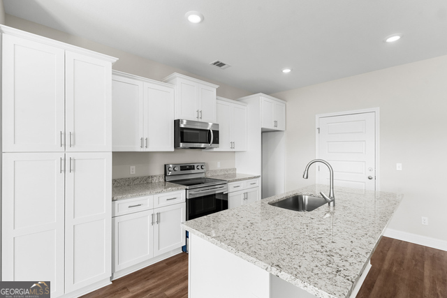 140 Griffith Lane Statesboro, GA 30458 - Photo 11 of 26