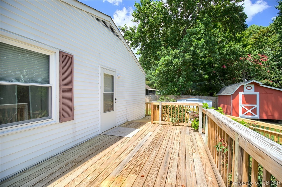 7265 Bray Road Hayes, VA 23072 - Photo 18 of 21 Gallery Image 18