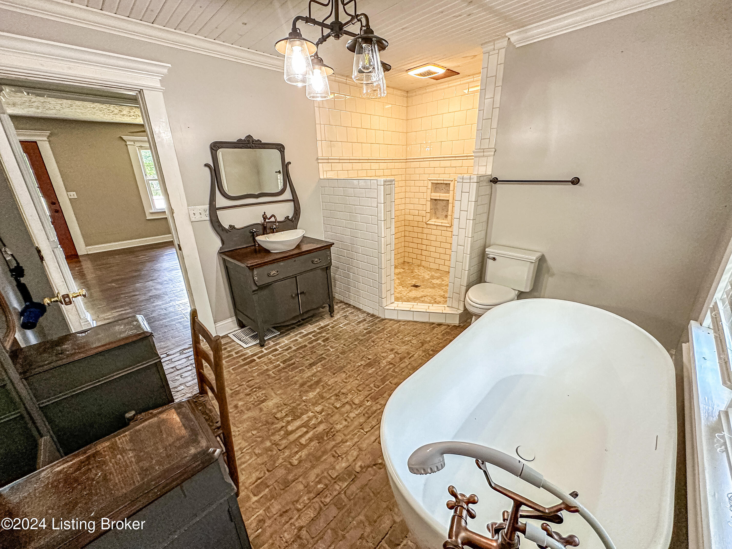 1584 Neafus Road Morgantown, KY 42261 - Photo 23 of 41 IMG_5548