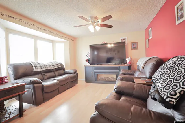 $415,000 | 105 Zuni Court, Evanston, WY 82930