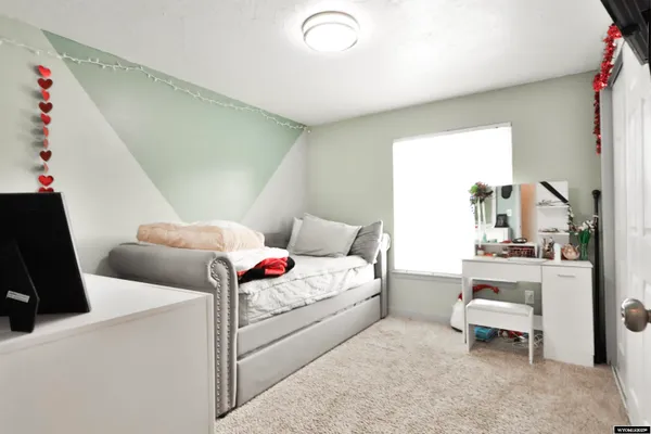 $400,000 | 105 Zuni Court, Evanston, WY 82930