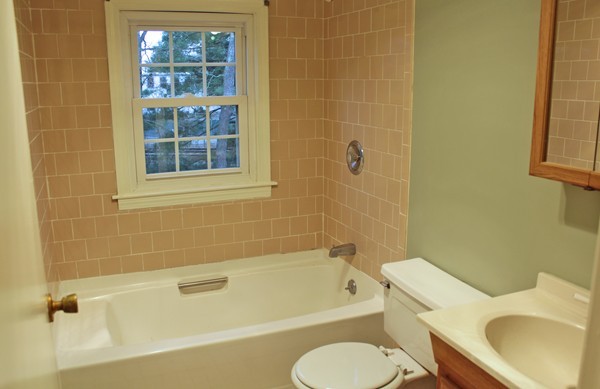 344 Reed Street Hanson, MA 02341 - Photo 15 of 17 Gallery Image 15