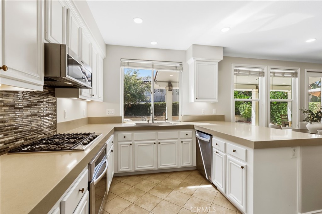 15 Bel Spring Irvine, CA 92602 - Photo 20 of 77