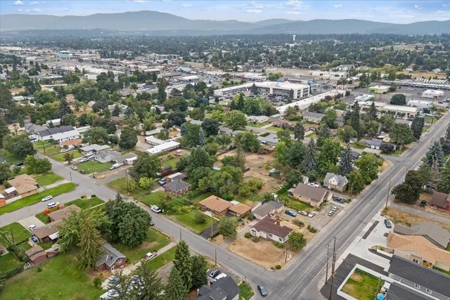 $475,000 | 11512 East Valleyway Avenue, Spokane Valley, WA 99206