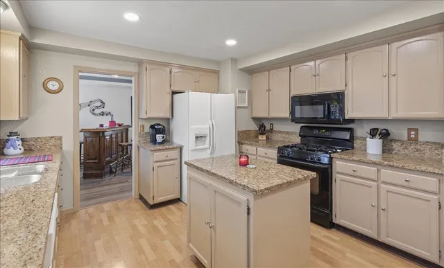 $699,000 | 2090 Iroula Way, Tracy, CA 95377