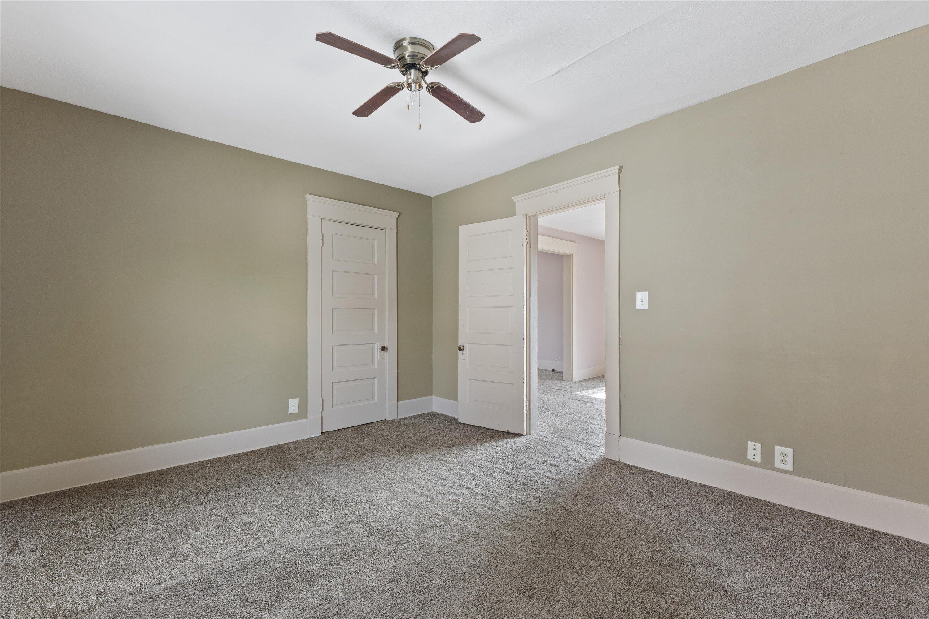2401 Hansen Avenue Racine, WI 53405 - Photo 21 of 32 08-KCM-129