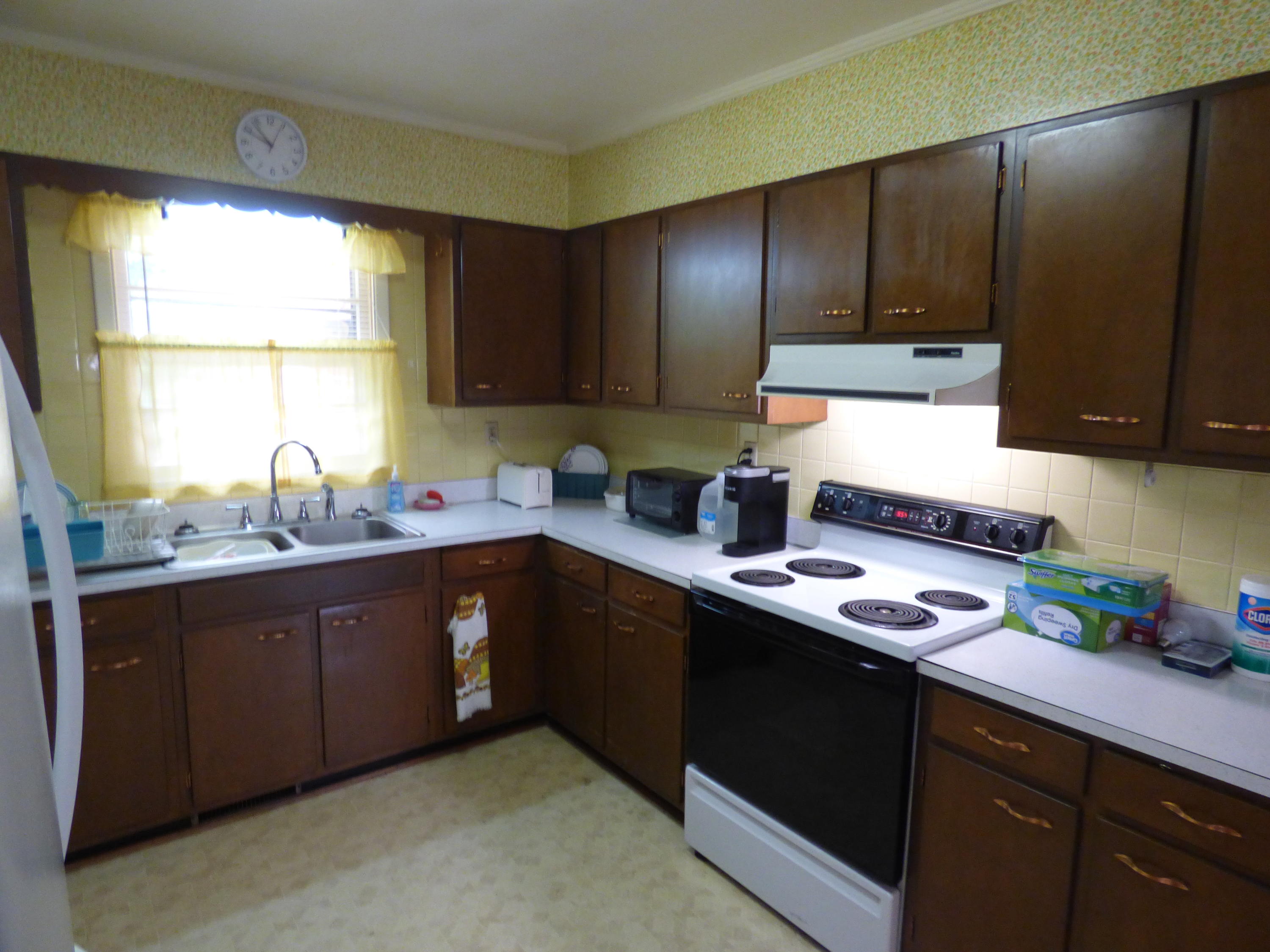 1100 Randolph Road Crossville, TN 38571 - Photo 9 of 32 P1040942