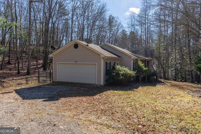 $375,000 | 228 Goldfinch Lane, Murphy, NC 28906