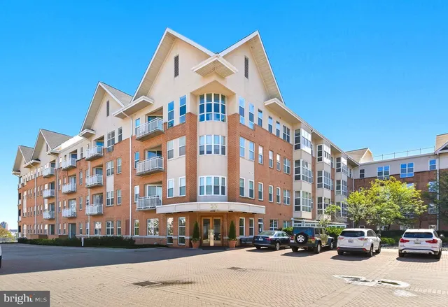 $215,000 | 23 Pierside Drive, Unit 410, Baltimore, MD 21230