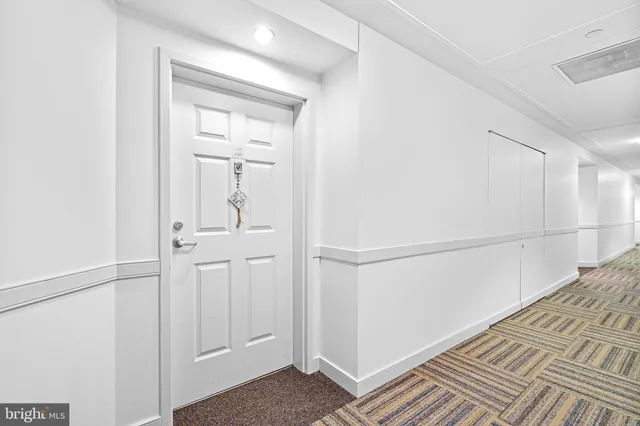 $215,000 | 23 Pierside Drive, Unit 410, Baltimore, MD 21230