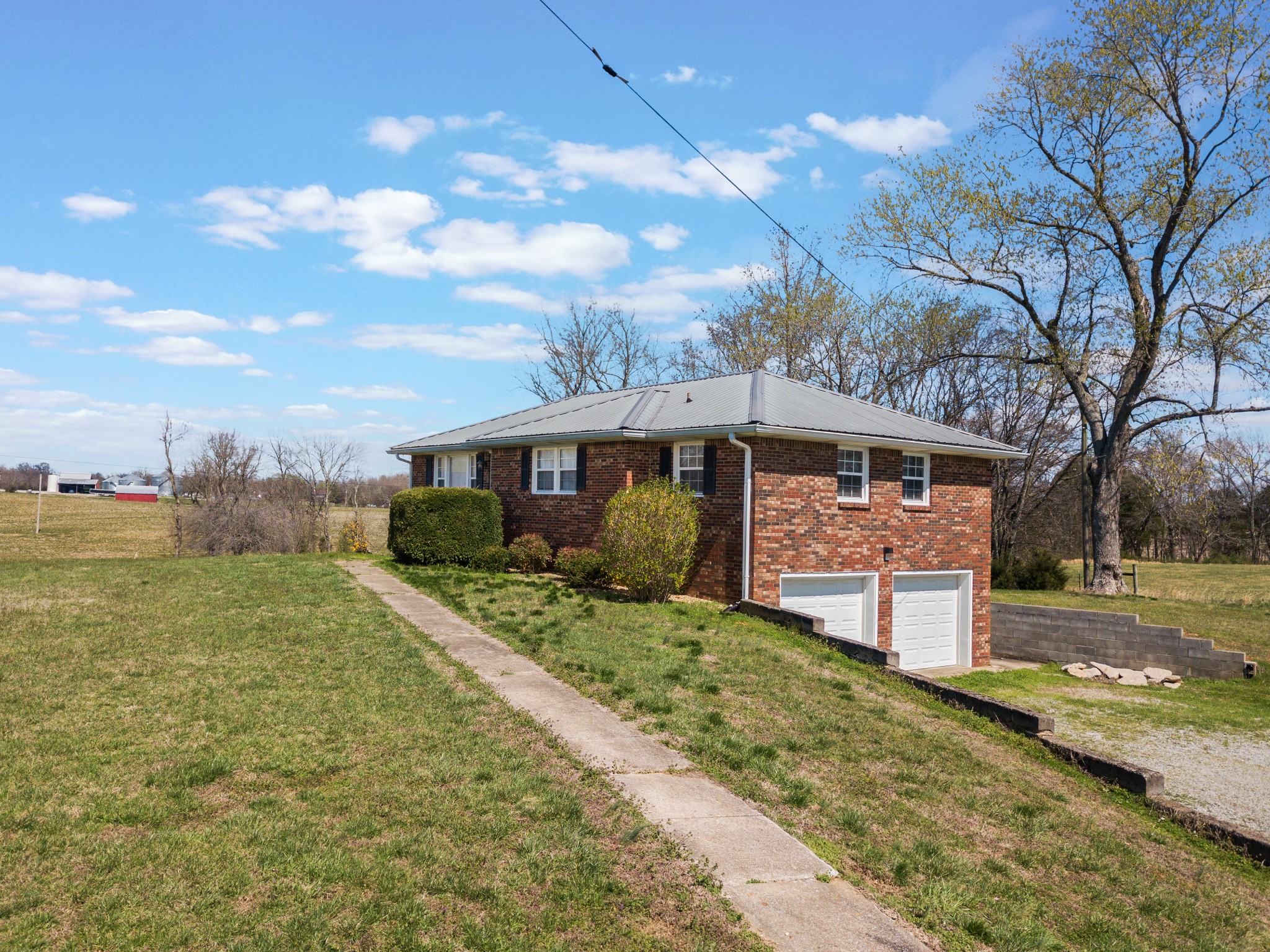6035 Buzzard Creek Road Cedar Hill, TN 37032 - Photo 2 of 42