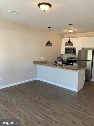 $1,425 | 376 East Main Street, Unit 106, New Holland, PA 17557