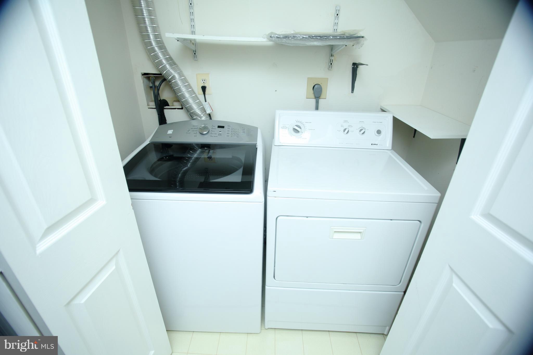 46903 Rabbitrun Terrace Sterling, VA 20164 - Photo 27 of 30 Washer- Dryer