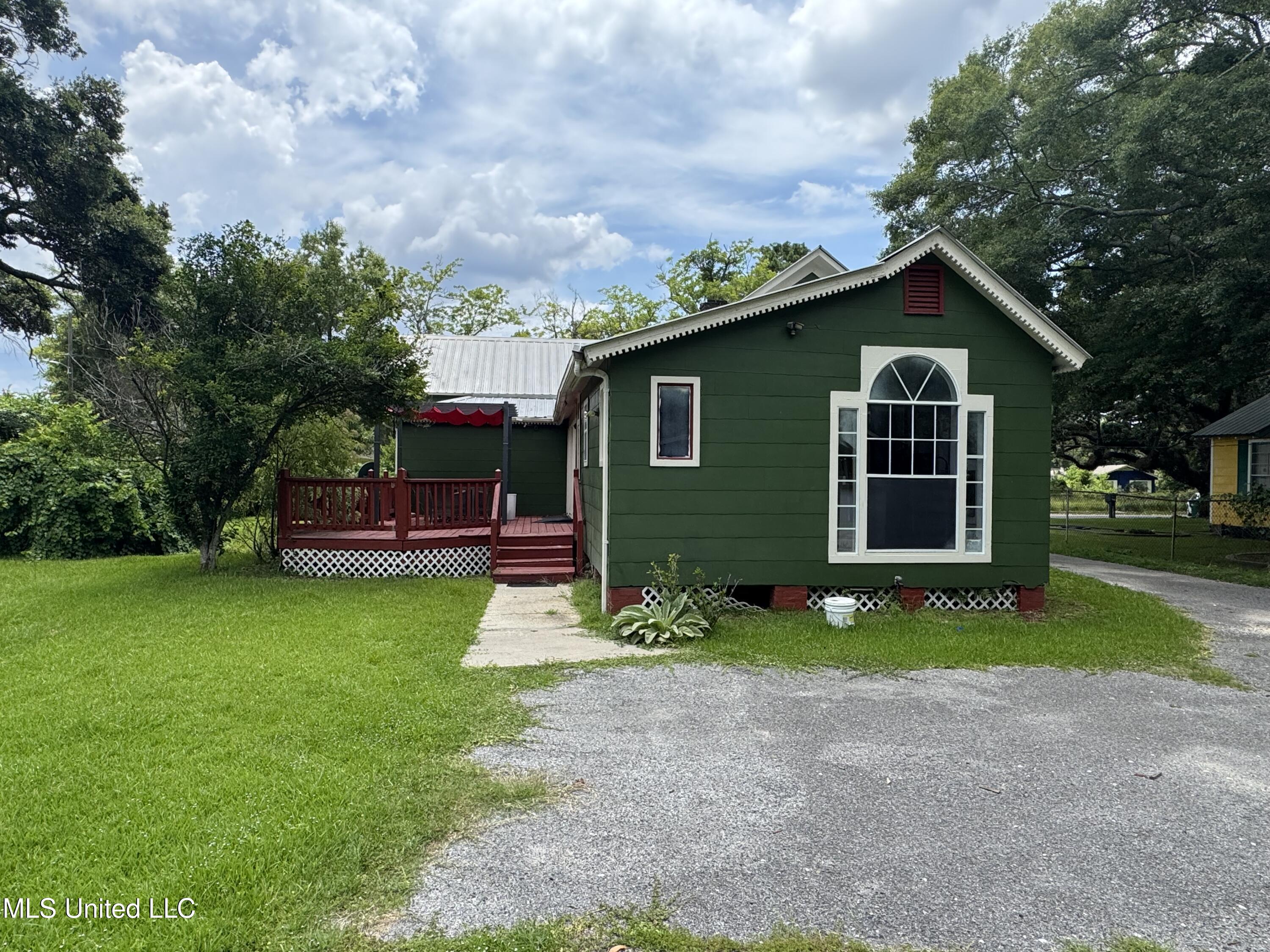 4700 2nd Street Moss Point, MS 39563 - Photo 6 of 9 IMG_7766