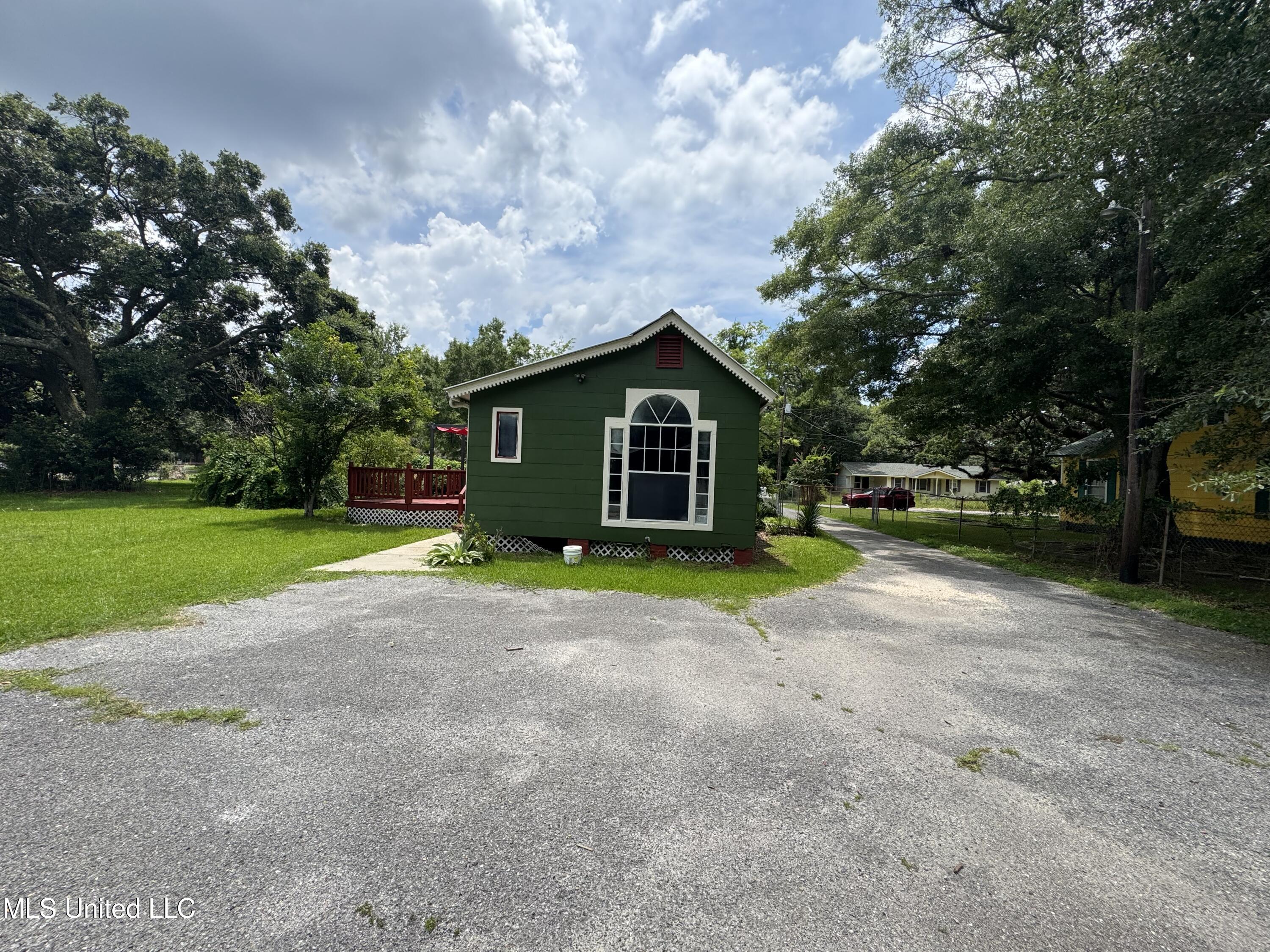 4700 2nd Street Moss Point, MS 39563 - Photo 7 of 9 IMG_7765