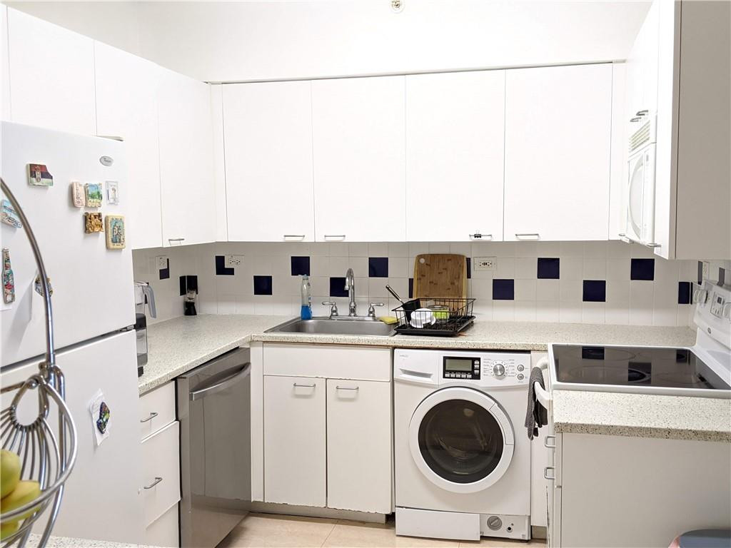1500 Bay Road, Unit 1146S Miami Beach, FL 33139 - Photo 2 of 14 Photo 2