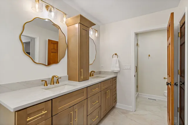 $749,000 | 1548 Wood Creek Trail, Bartlett, IL 60103