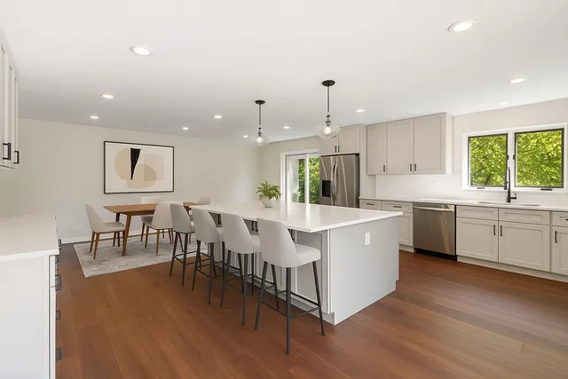 $749,000 | 1548 Wood Creek Trail, Bartlett, IL 60103