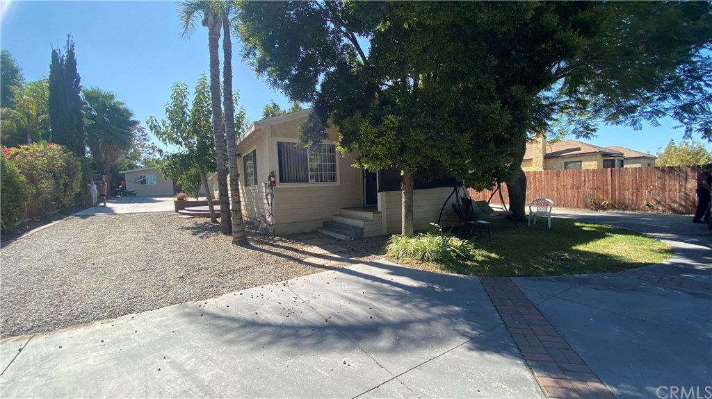 9272 Colorado Avenue Riverside, CA 92503 - Photo 3 of 35
