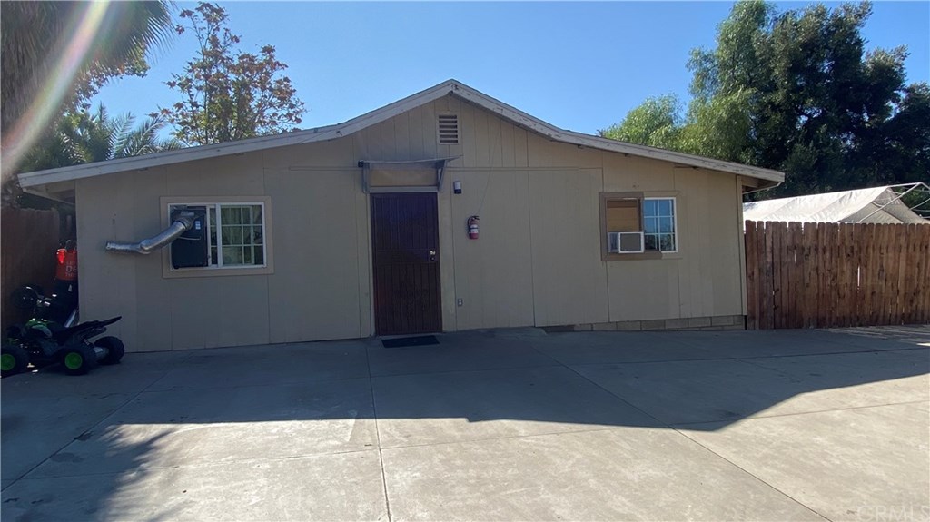 9272 Colorado Avenue Riverside, CA 92503 - Photo 26 of 35