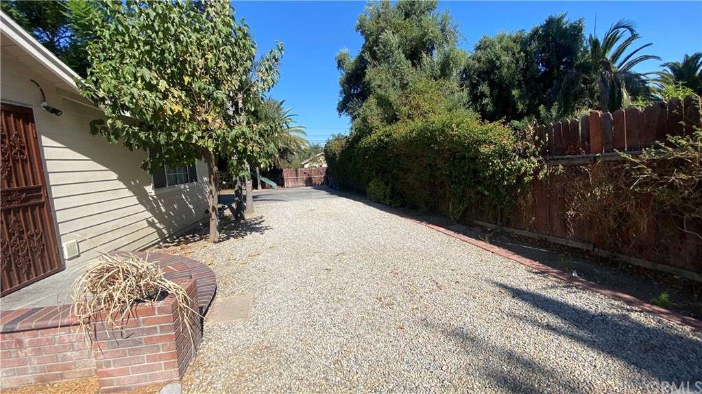 9272 Colorado Avenue Riverside, CA 92503 - Photo 33 of 35
