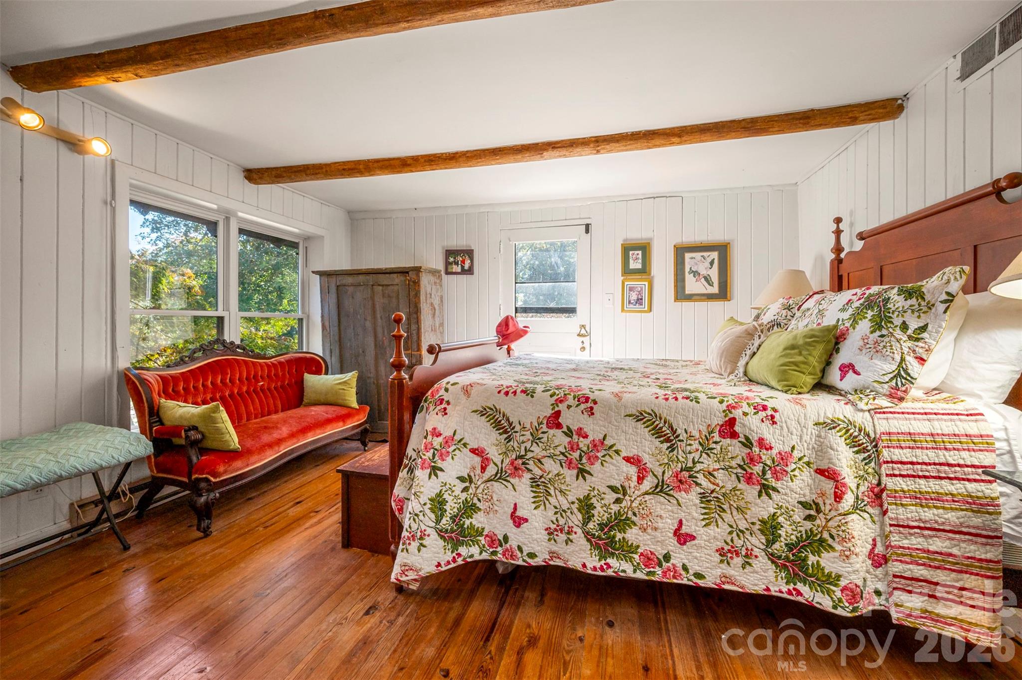 936 Golden Road Columbus, NC 28722 - Photo 12 of 38