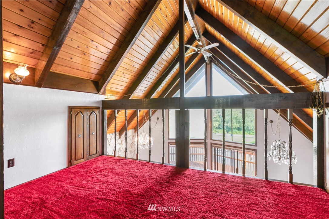9541 Stein Road Custer, WA 98240 - Photo 5 of 25