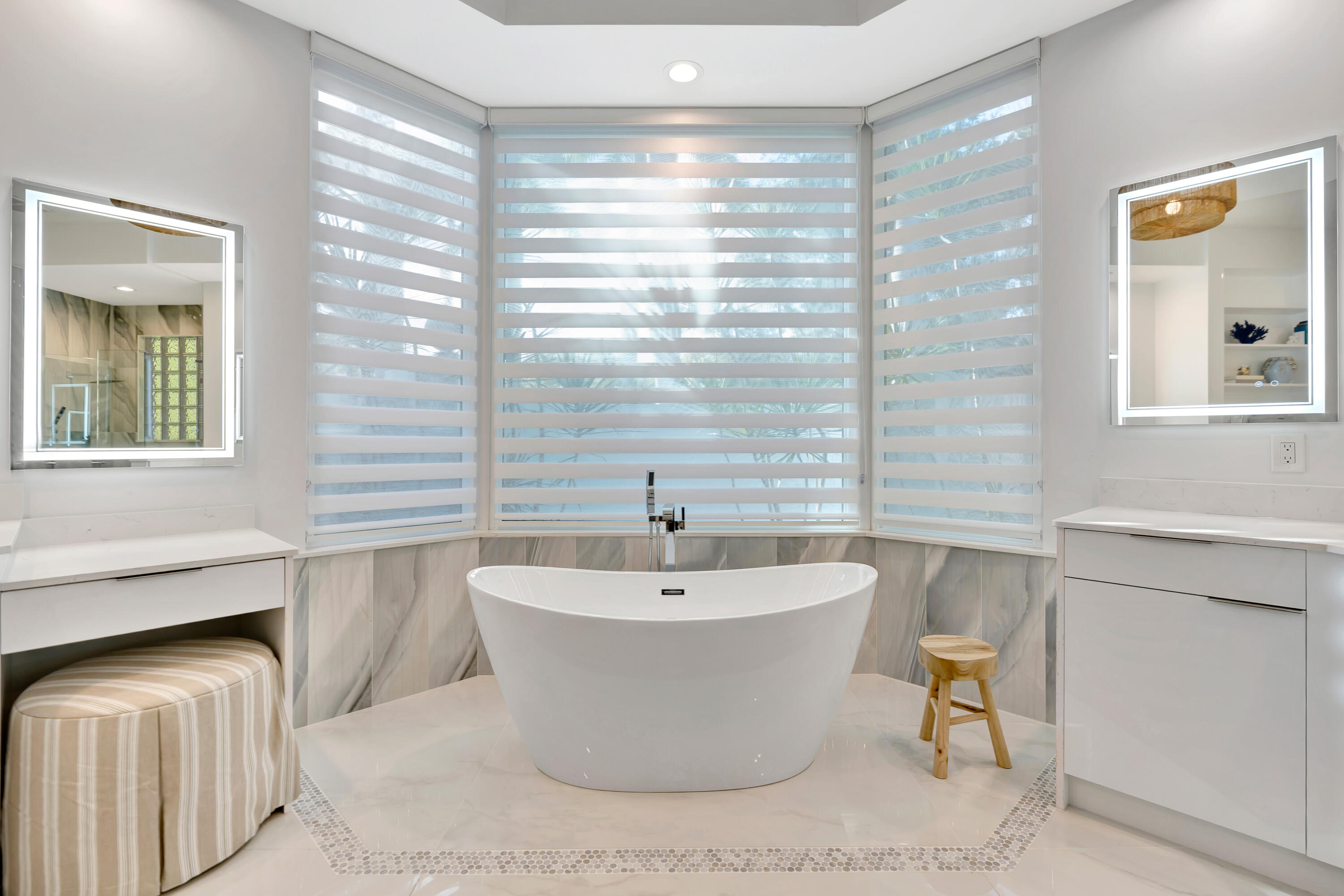 7801 Old Marsh Road Palm Beach Gardens, FL 33418 - Photo 26 of 58 Free Standing Tub