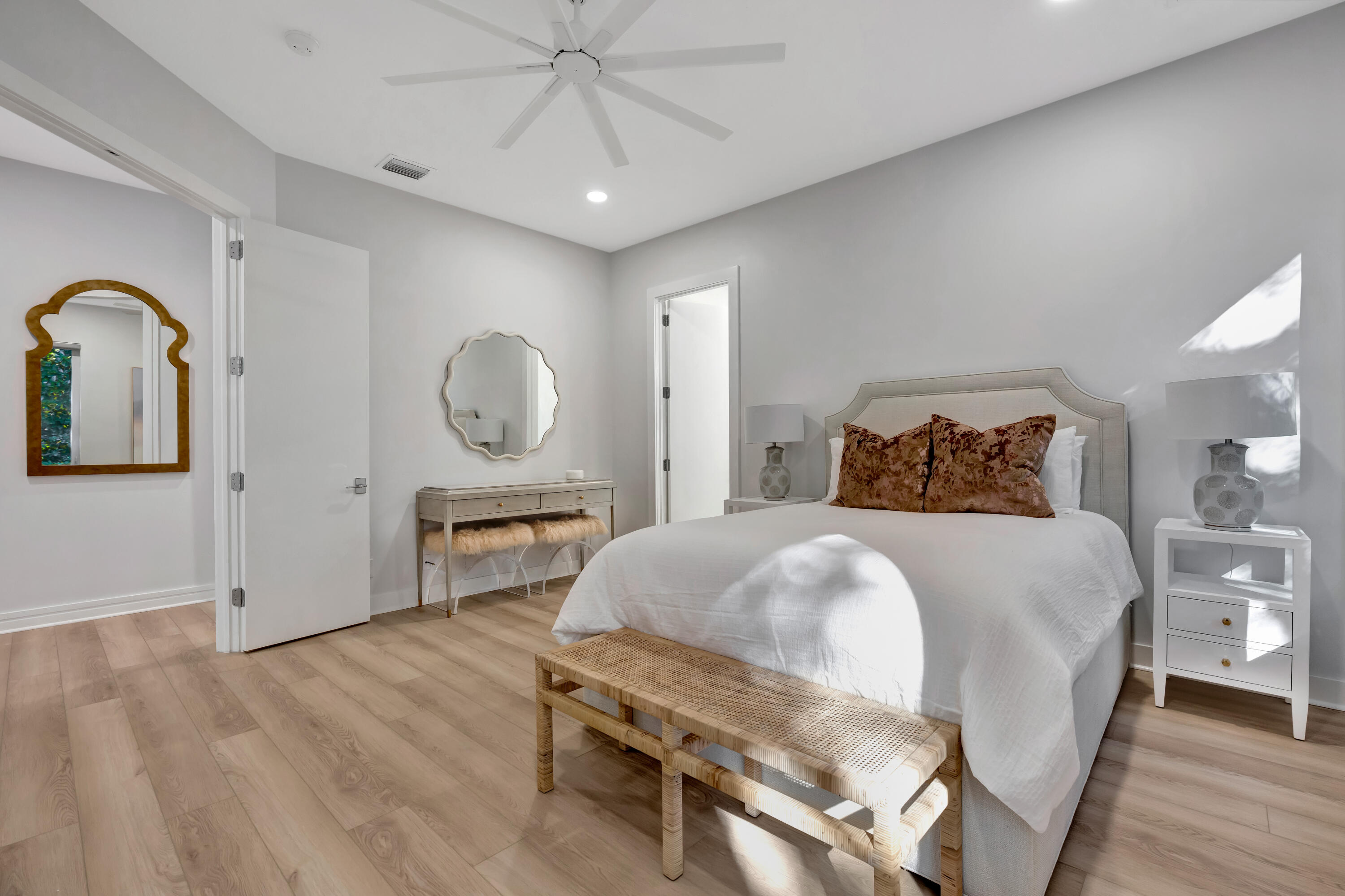7801 Old Marsh Road Palm Beach Gardens, FL 33418 - Photo 37 of 58 Guest Suite 3