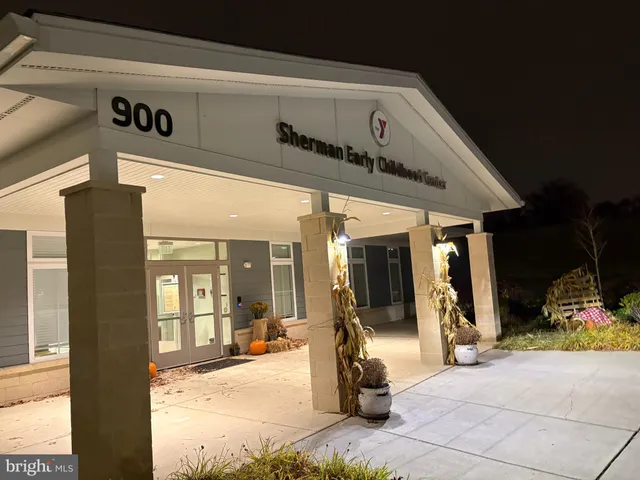 $2,150 | 824 East 33rd Street, Baltimore, MD 21218