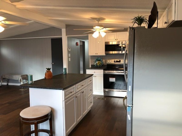 9 Castle Road, Unit 125 Attleboro, MA 02703 - Photo 8 of 41 Gallery Image 8