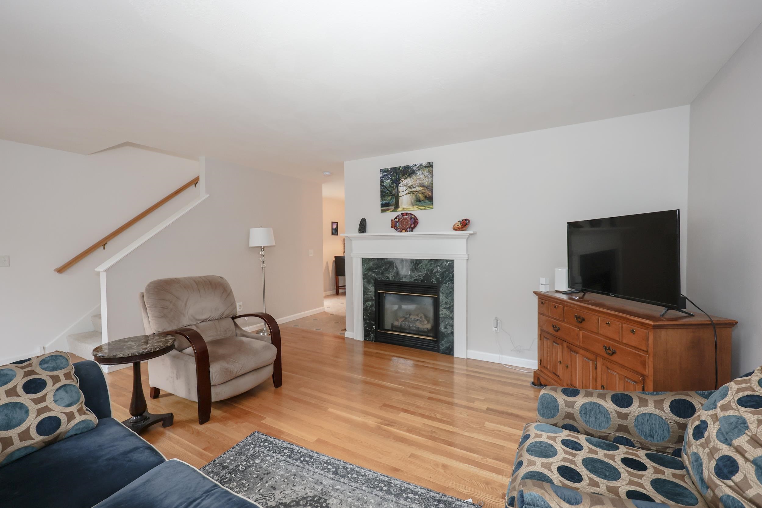 7 Mulberry Lane Amherst, NH 03031 - Photo 15 of 27