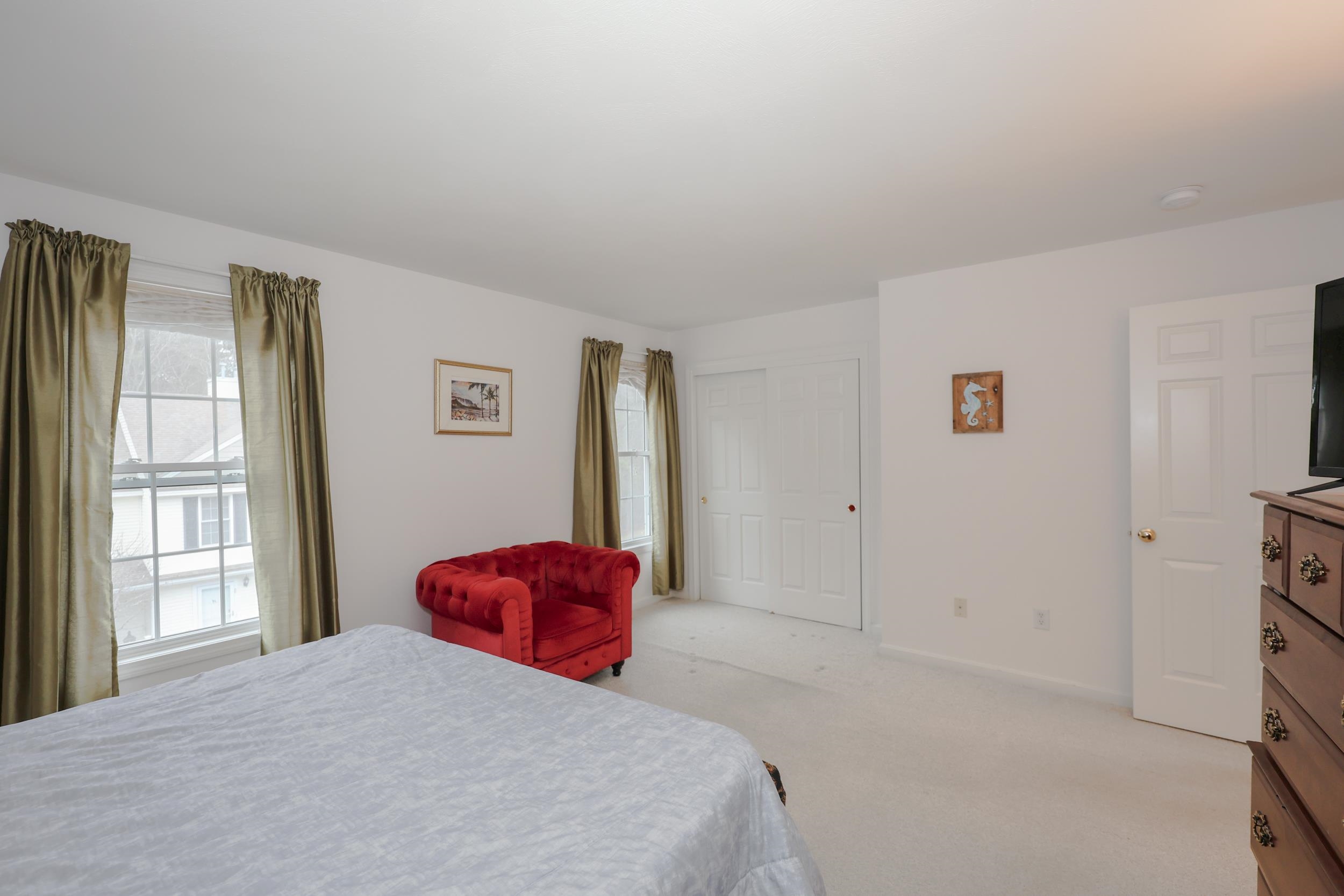 7 Mulberry Lane Amherst, NH 03031 - Photo 16 of 21