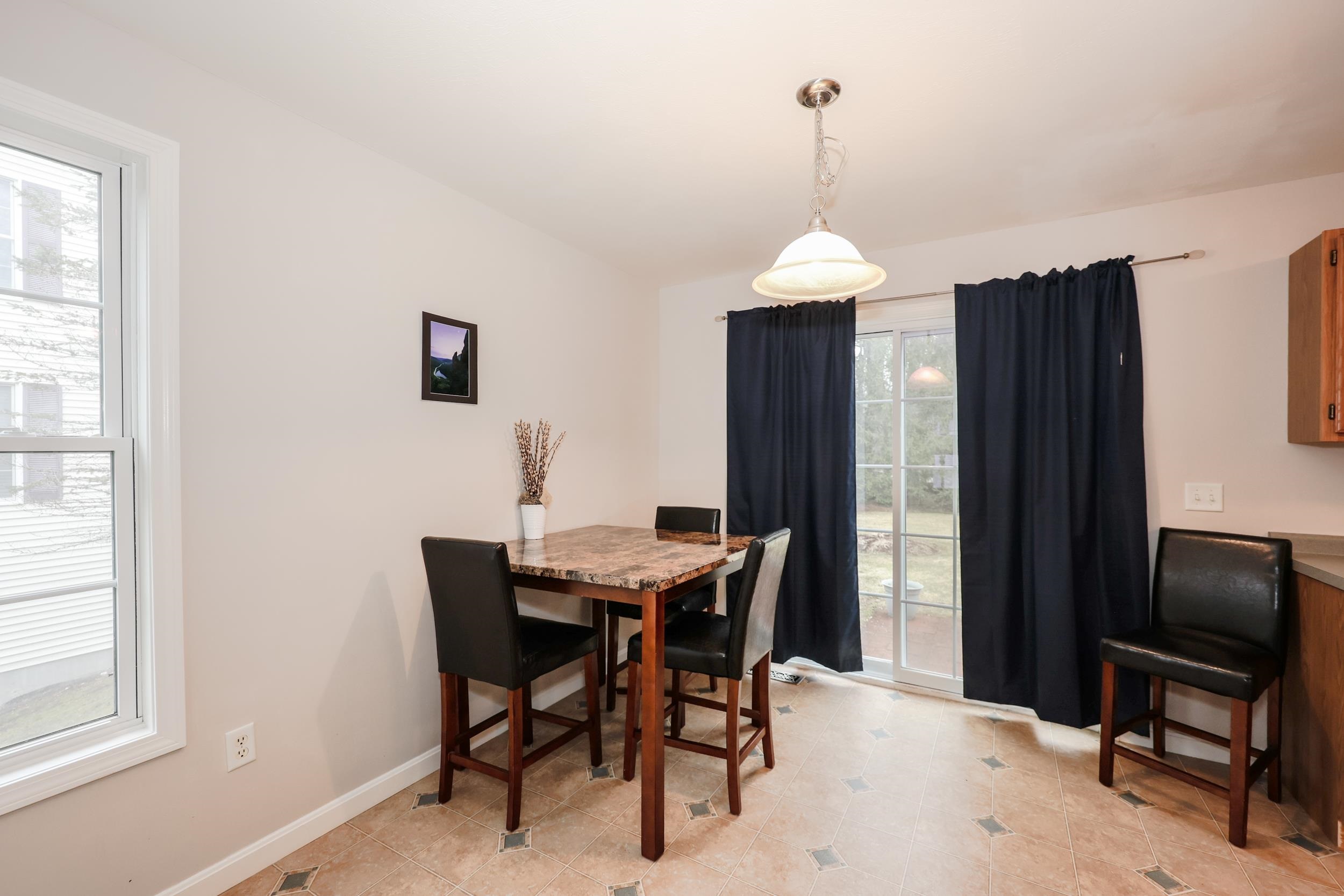 7 Mulberry Lane Amherst, NH 03031 - Photo 7 of 27