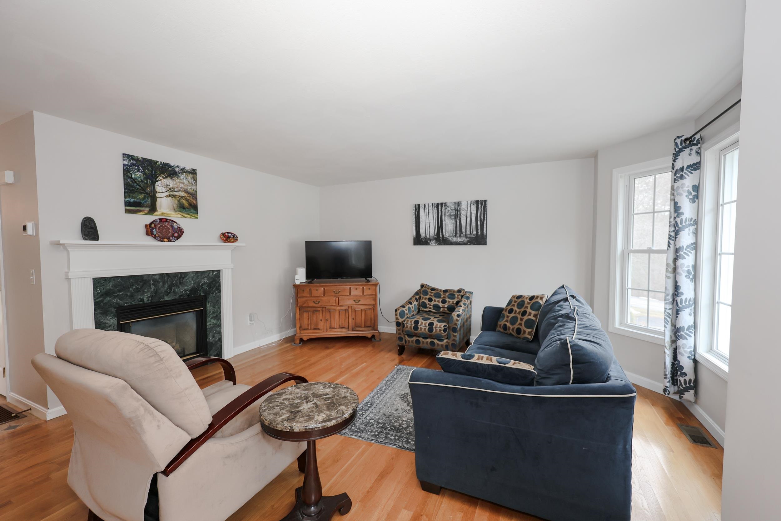 7 Mulberry Lane Amherst, NH 03031 - Photo 8 of 21