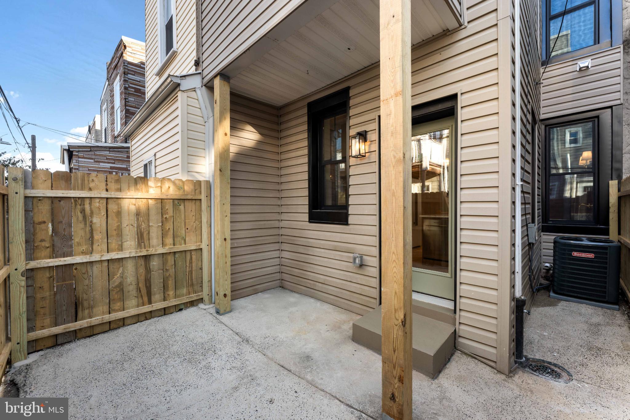 823 Mercer Street Philadelphia, PA 19125 - Photo 17 of 37 a view of a balcony