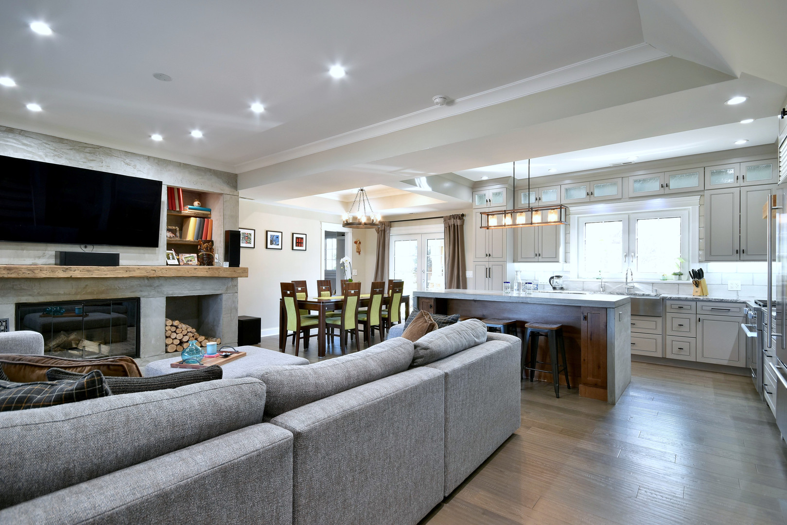 1237 Huber Lane Glenview, IL 60025 - Photo 14 of 49 a living room with furniture and a flat screen tv