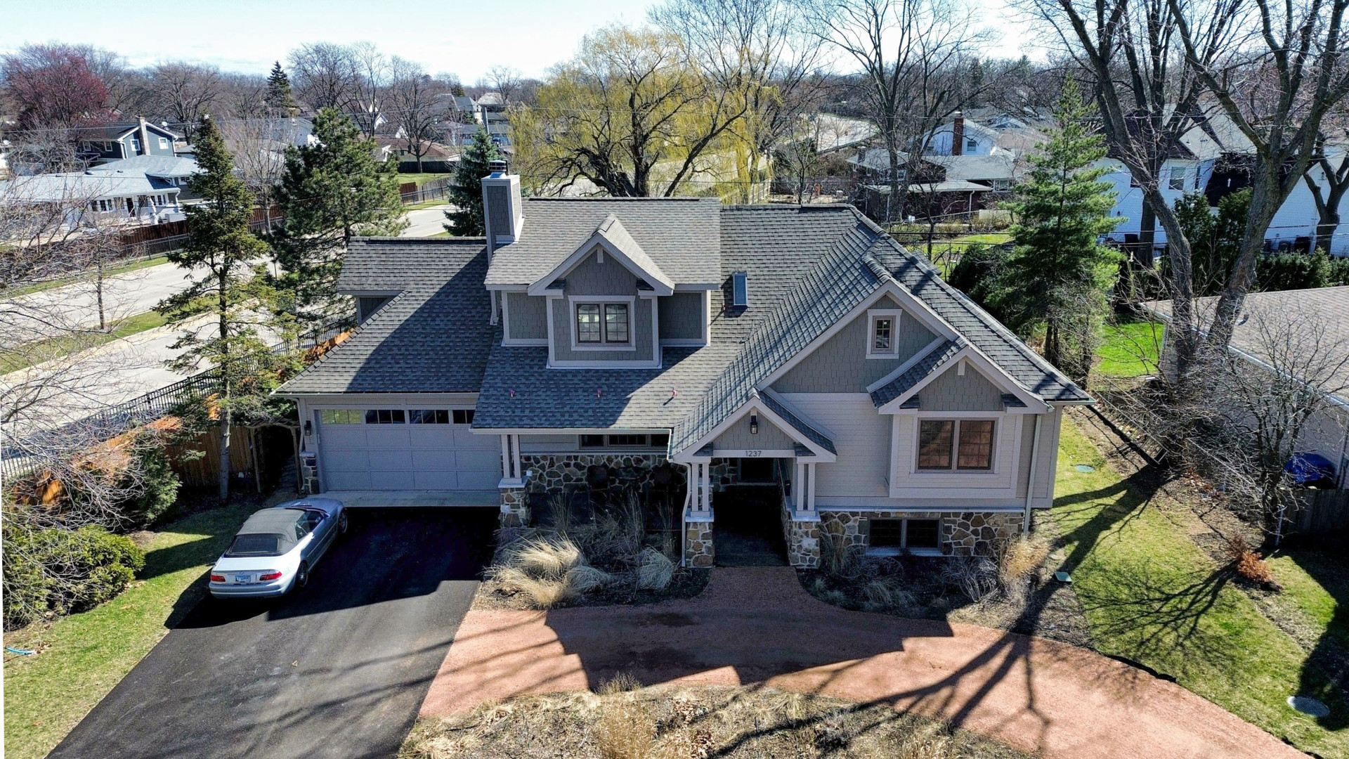 1237 Huber Lane Glenview, IL 60025 - Photo 2 of 49 a aerial view of a house with a yard
