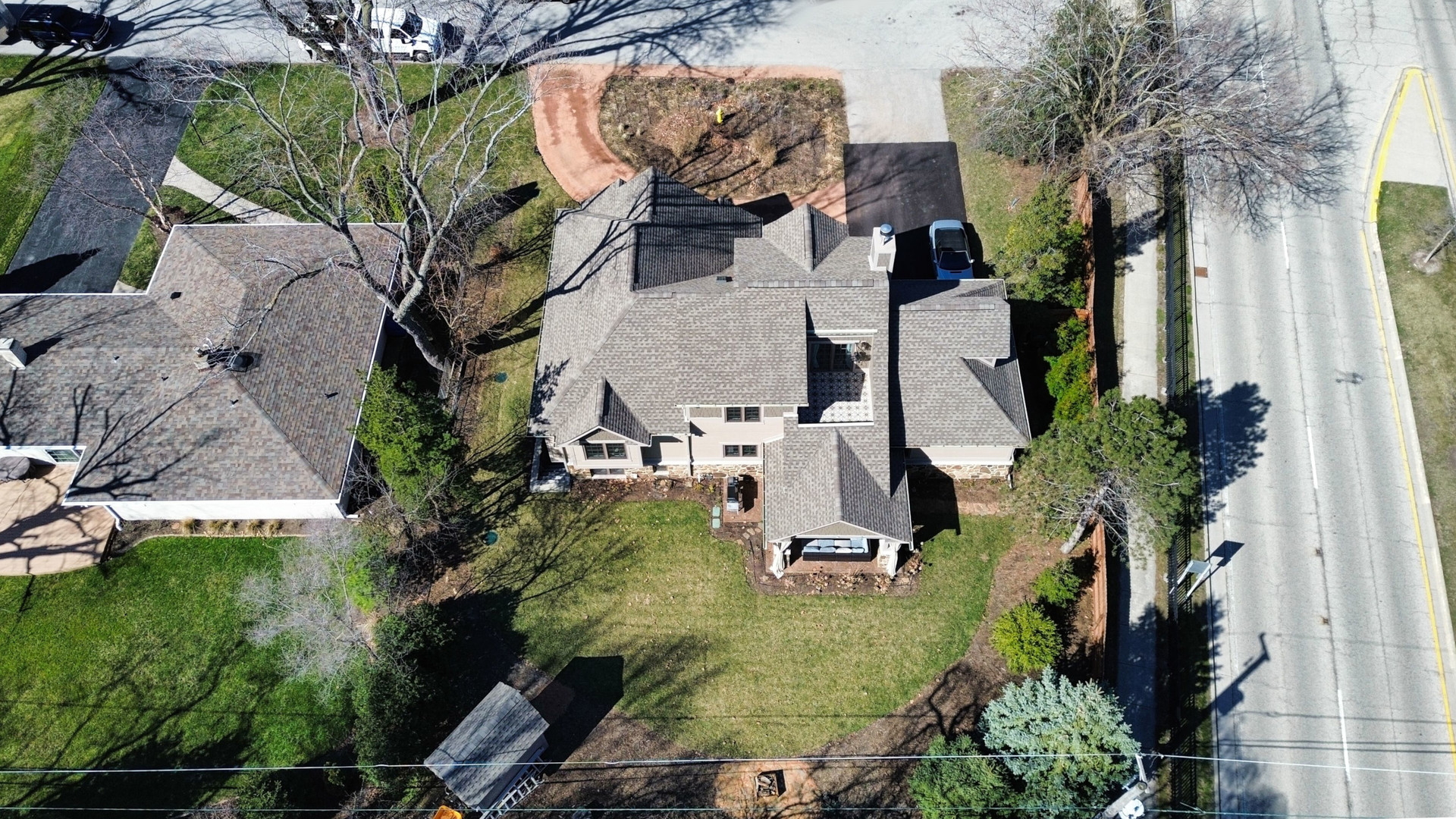 1237 Huber Lane Glenview, IL 60025 - Photo 49 of 49 an aerial view of multiple houses with yard