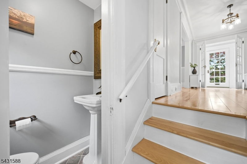 439 Rockaway Street Boonton, NJ 07005 - Photo 9 of 43