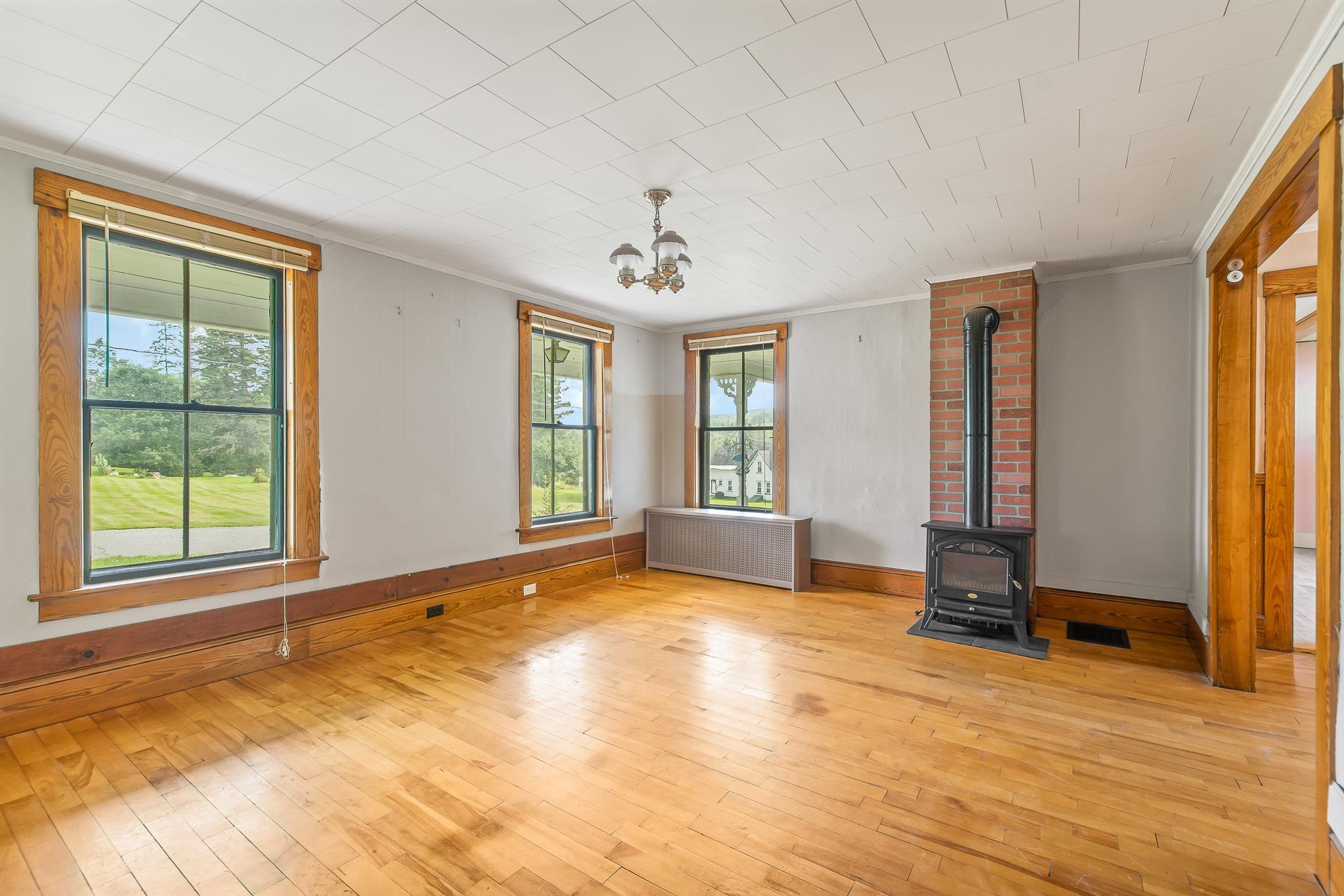 11 Dalton Road Pittsburg, NH 03592 - Photo 14 of 39