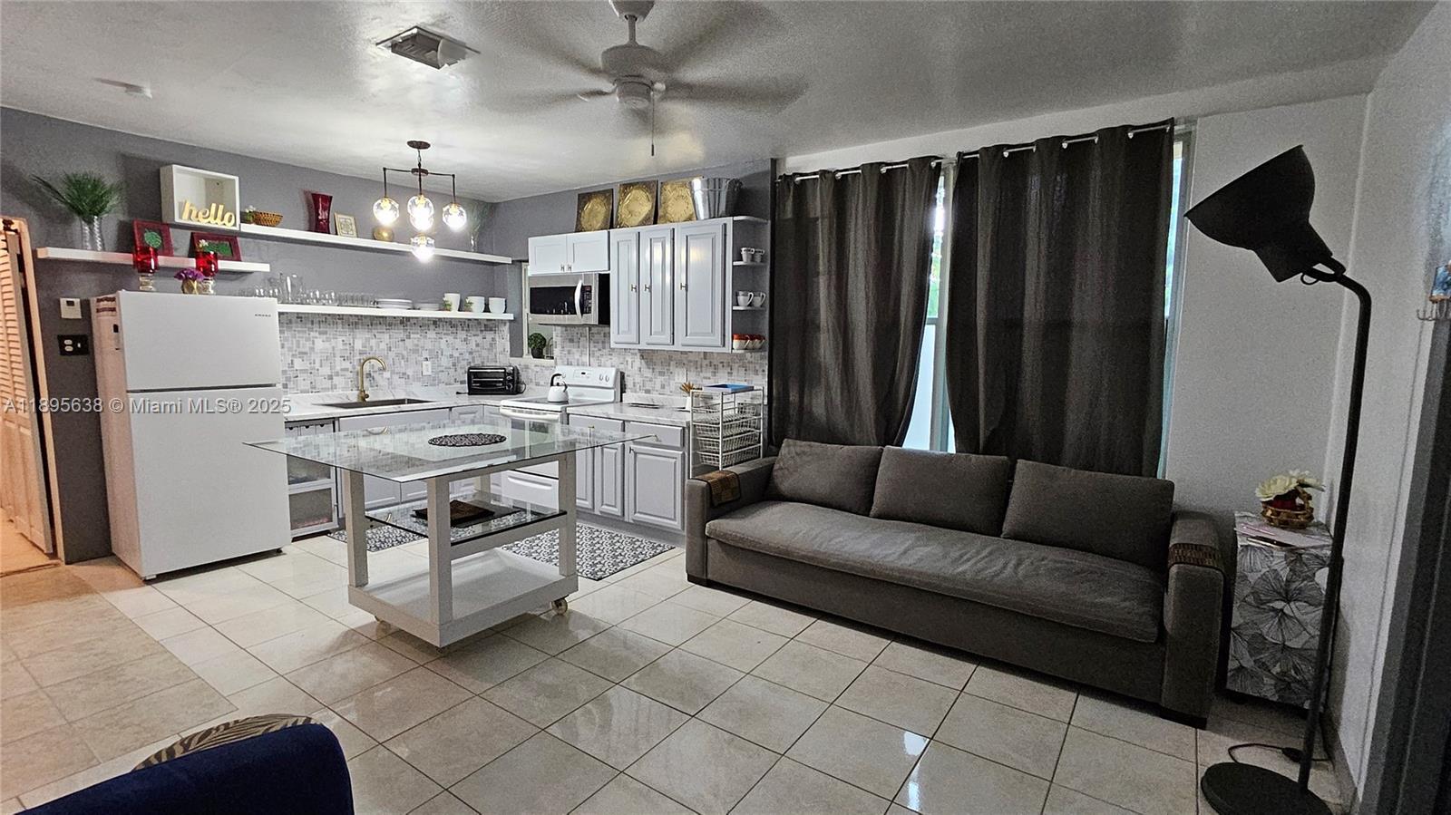 4201 Southwest 60th Place, Unit 2 South Miami, FL 33155 - Photo 2 of 14