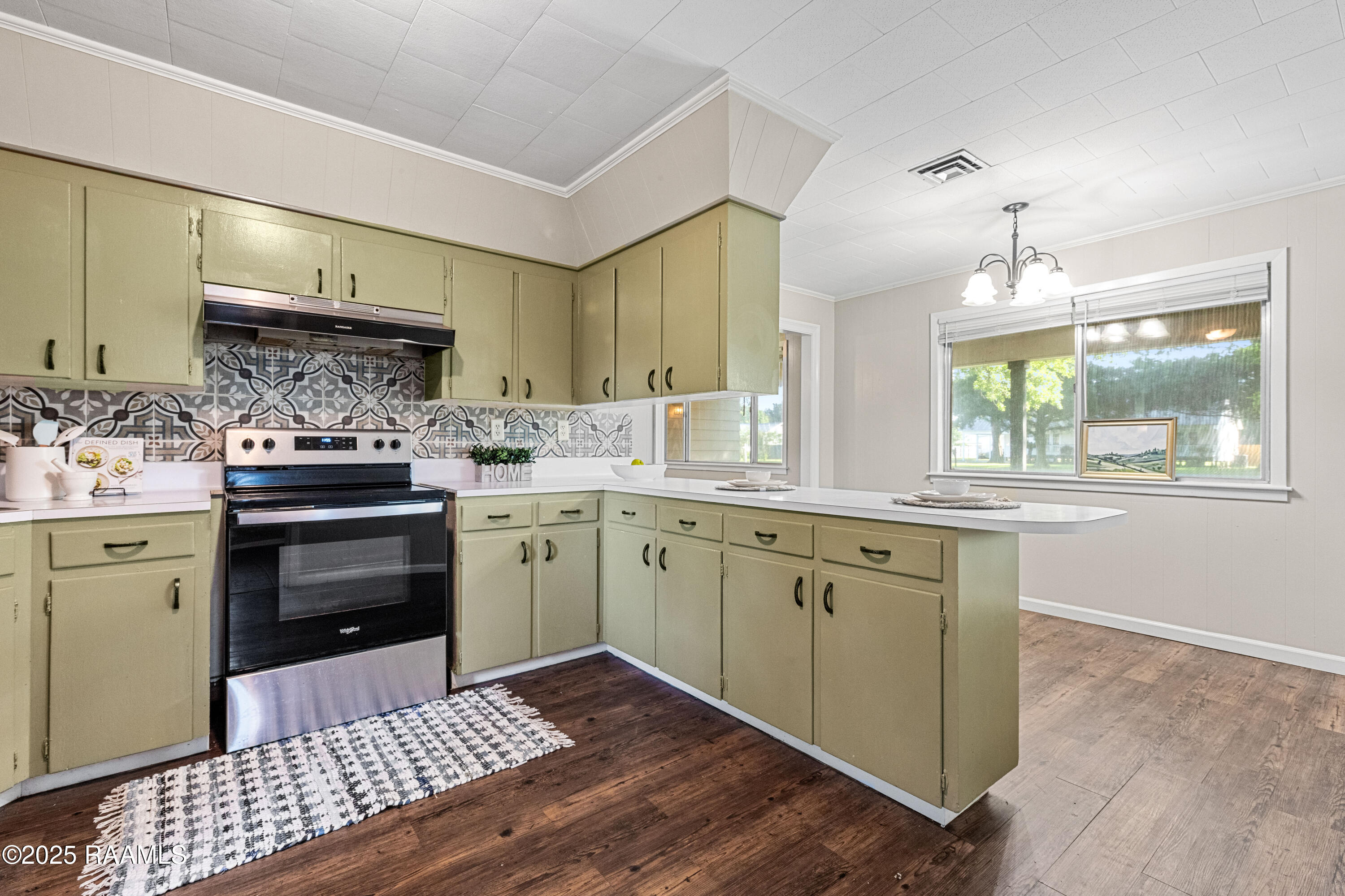 1208 Hugh Wallis Road South Lafayette, LA 70508 - Photo 11 of 28 1208SHughWallis-35