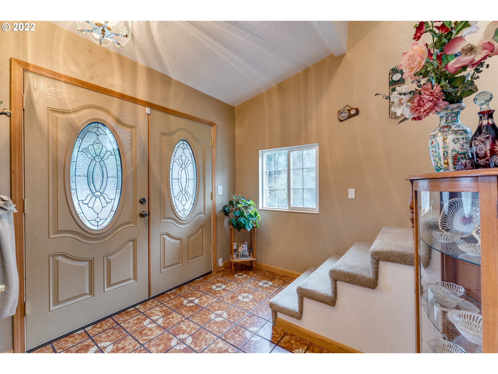 24259 Southeast Howlett Road Eagle Creek, OR 97022 - Photo 4 of 32 Gallery Image 4